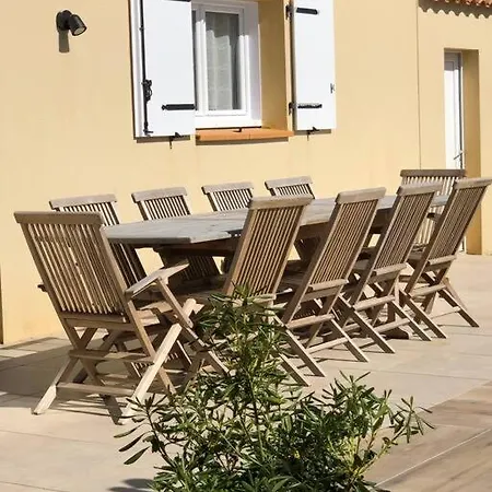 Avec Piscine A 80 M De La Brétignolles-sur-Mer