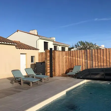 Avec Piscine A 80 M De La * Brétignolles-sur-Mer