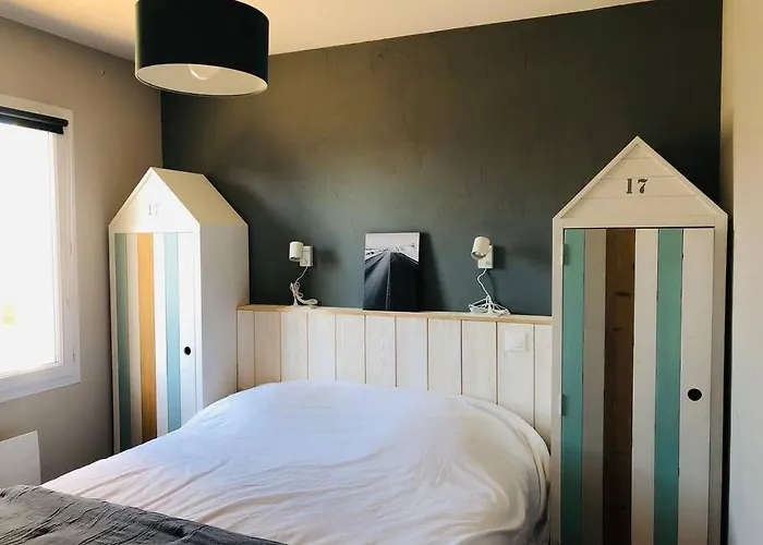 Avec Piscine A 80 M De La Prázdninový dům *