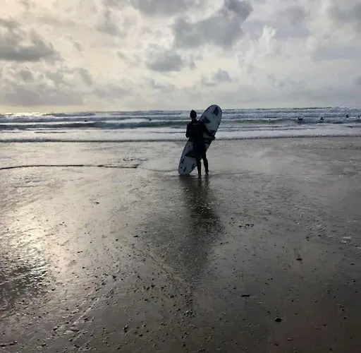 Avec Piscine A 80 M De La
